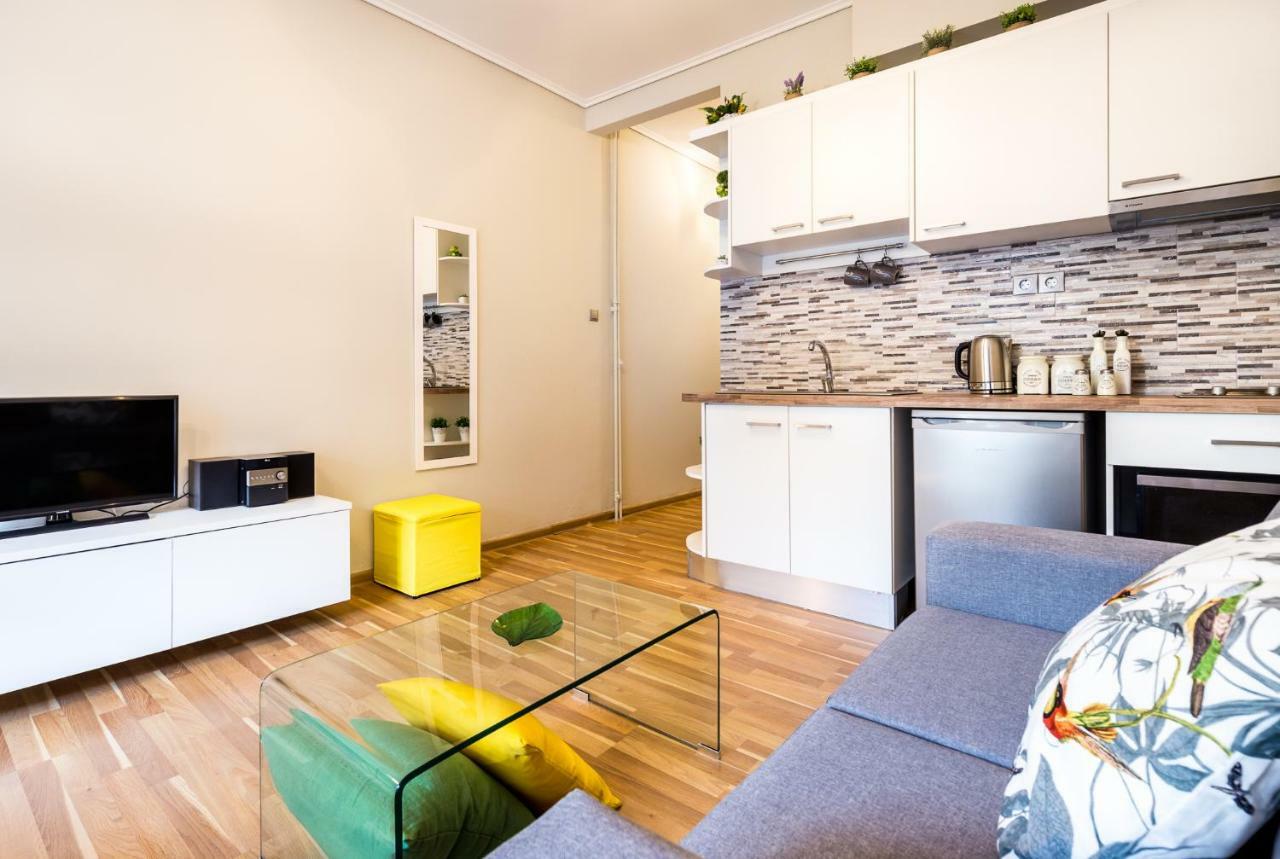 Exceptionally Located Studio Apartment Athén Kültér fotó